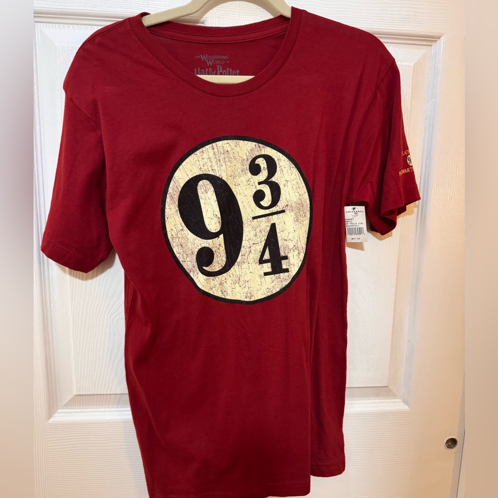 NWT Harry Potter 9 3/4 t shirt size S